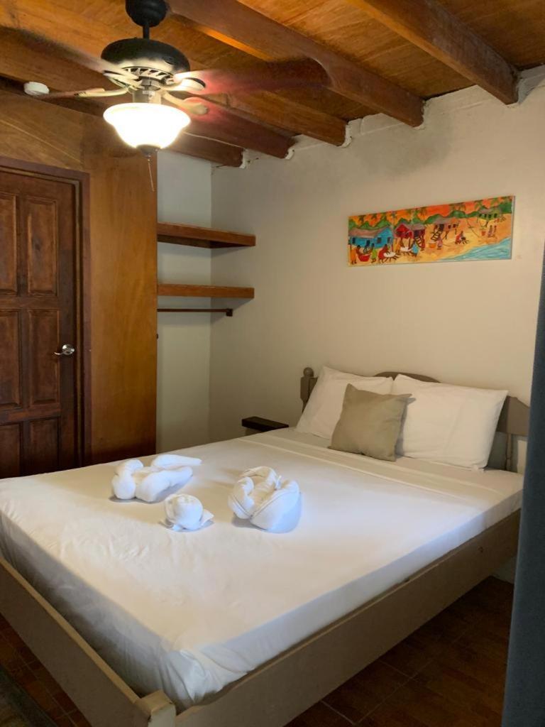 Hotel The Bounty Caye Caulker Exteriér fotografie